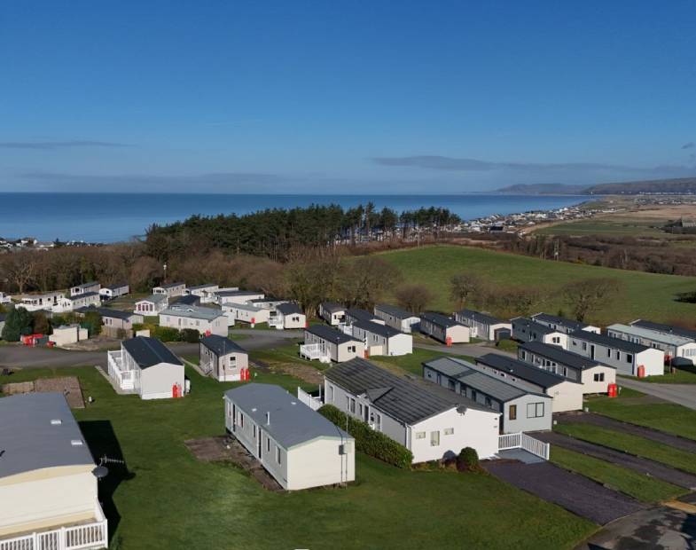 Static caravans on Brynowen